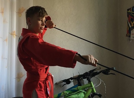 Карантин тренуванням не завадить!